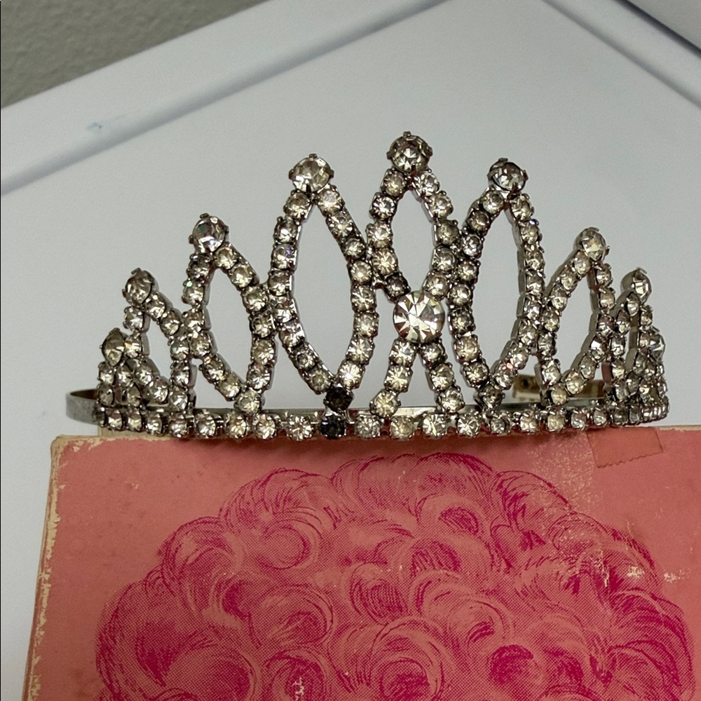 Vintage Silver Rhinestone Tiara